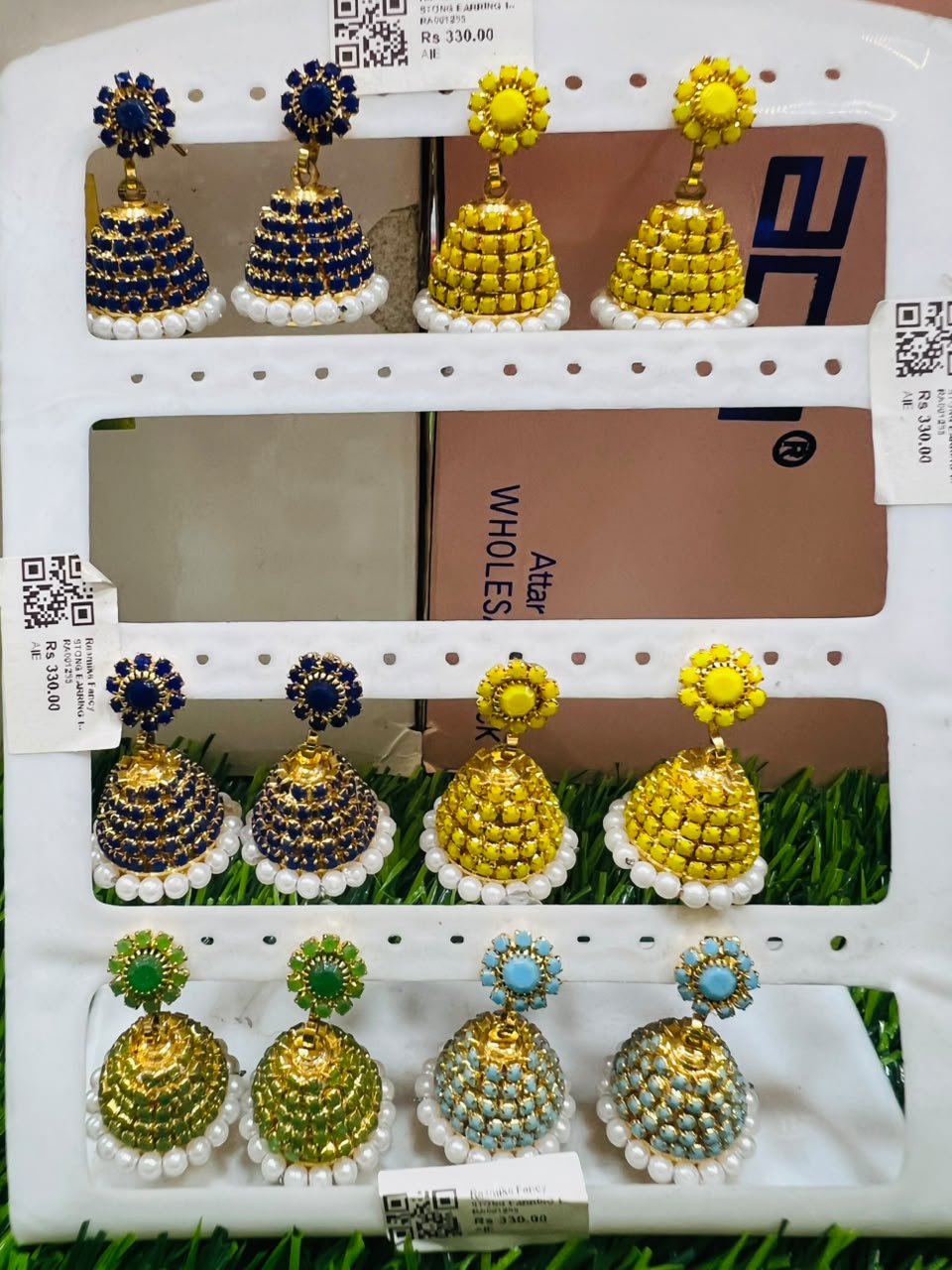 STONG EARRING 169 - Rasmika Fancy