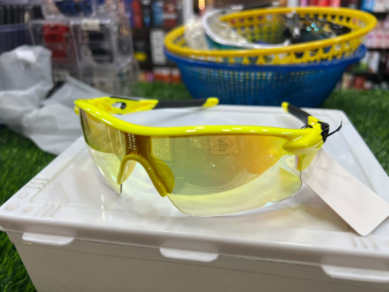 SS450-SUNGLASS View 3