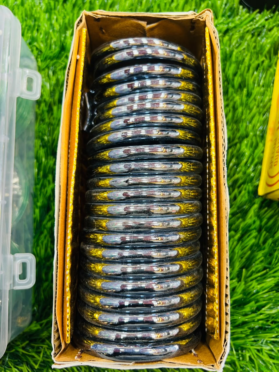 GANESH BANGLE STORE 200/3BOX - Rasmika Fancy