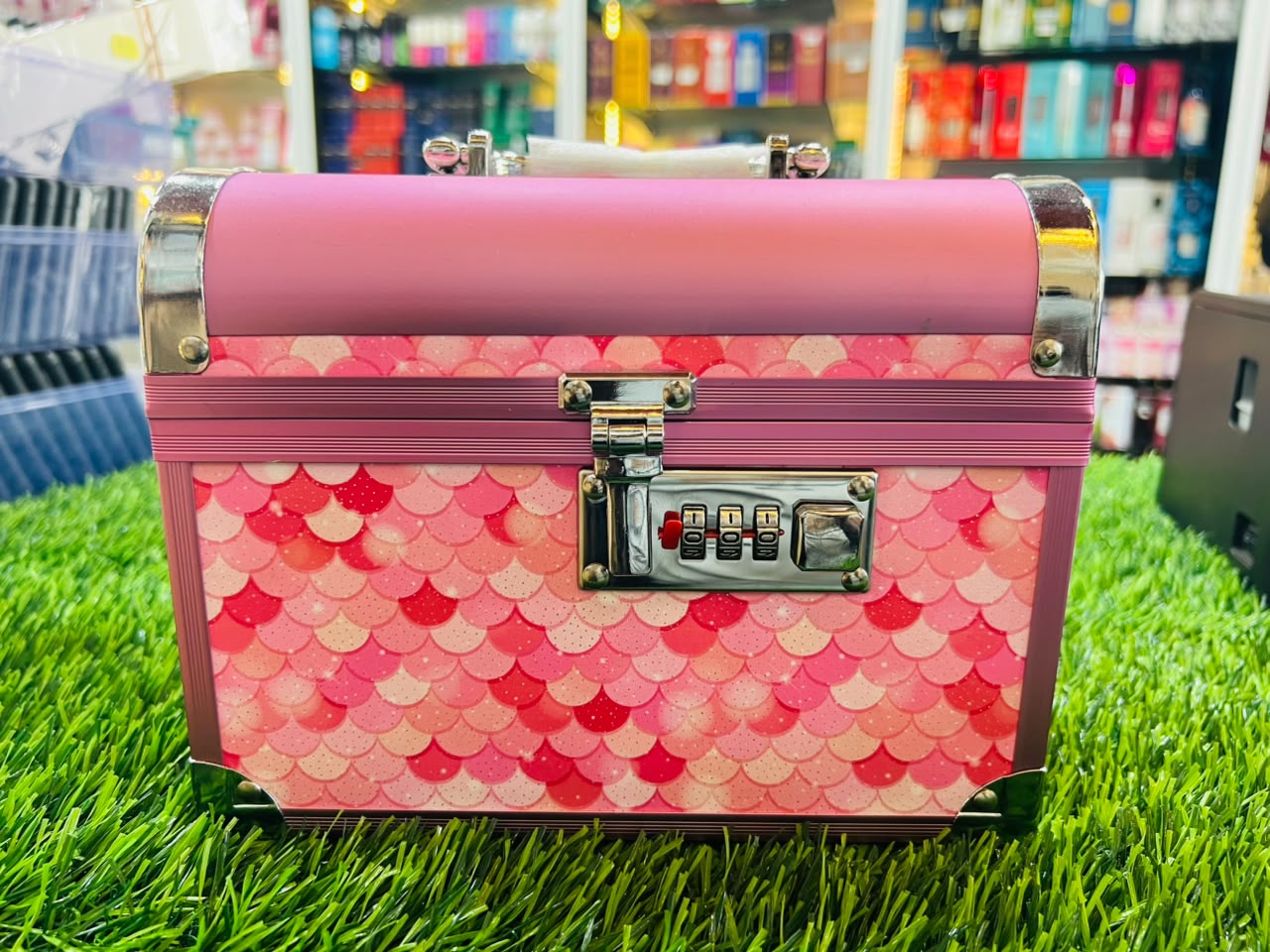 MAKEUP BOX 700/5P - Rasmika Fancy