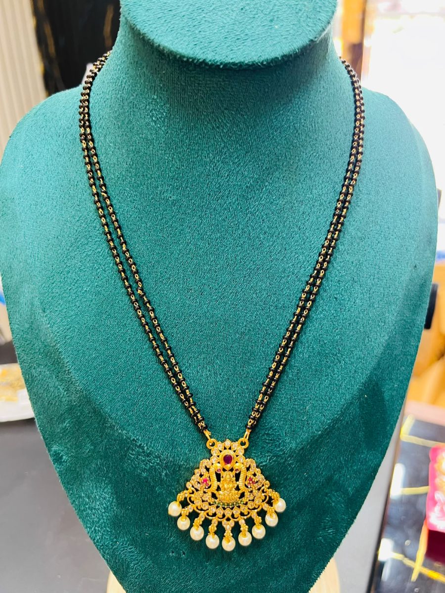 PERL WITH PENDANT CHAIN 550/5P - Rasmika Fancy