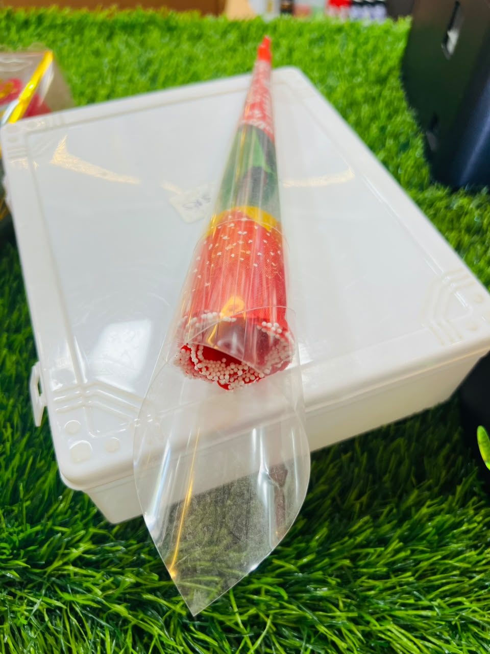 BIG SINGLE ROSE View 2