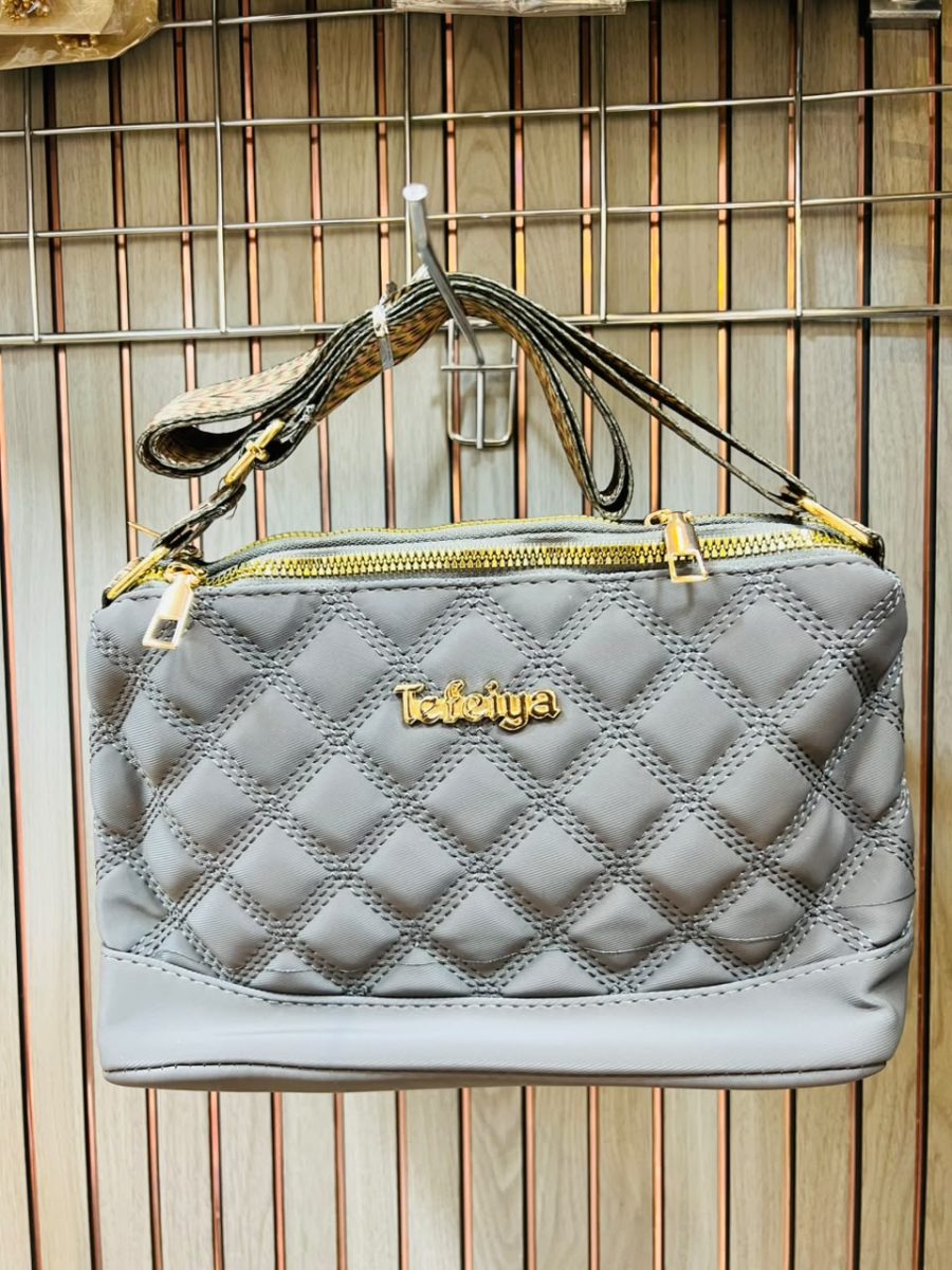 SIDE BAG R148 View 2