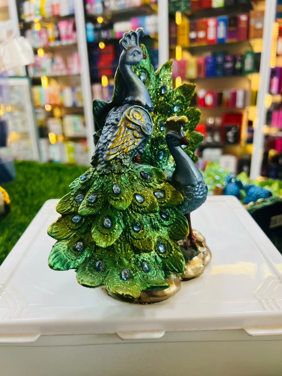 PEACOCK D View 2