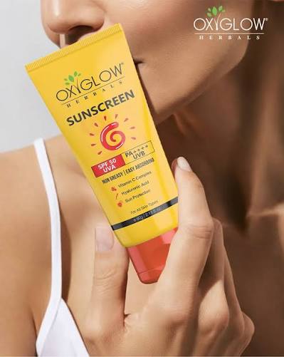 OXYGLOW SUNSCREEN SPF 50     60G View 2