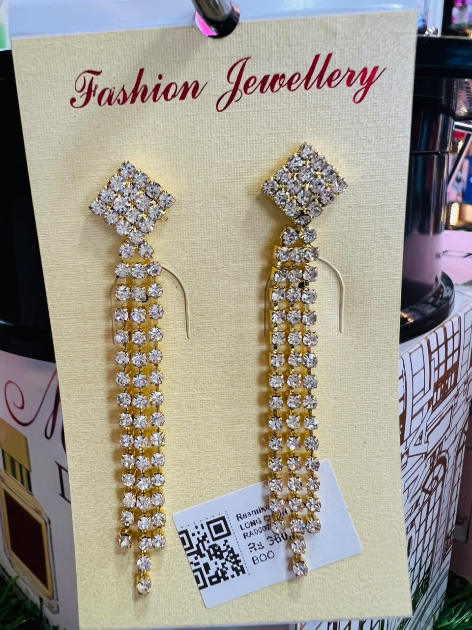 LONG CHAIN DROP EARRING View 6