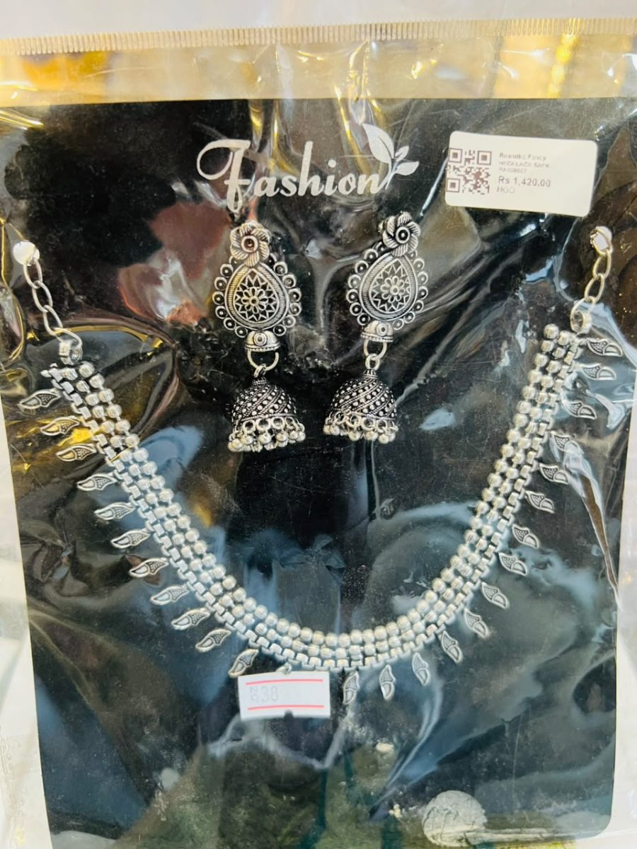 NECKLACE SAFRAZ 38 - Rasmika Fancy